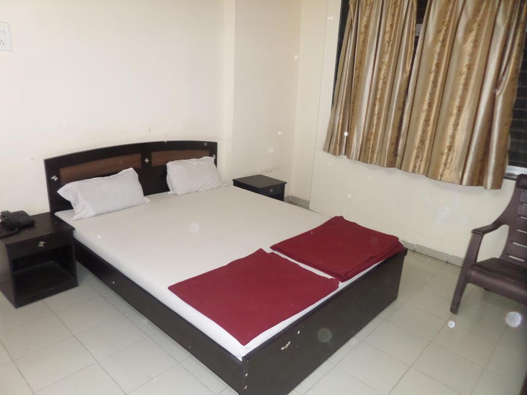 Hôtel Indradeep Executive à Aurangābād Chambre photo