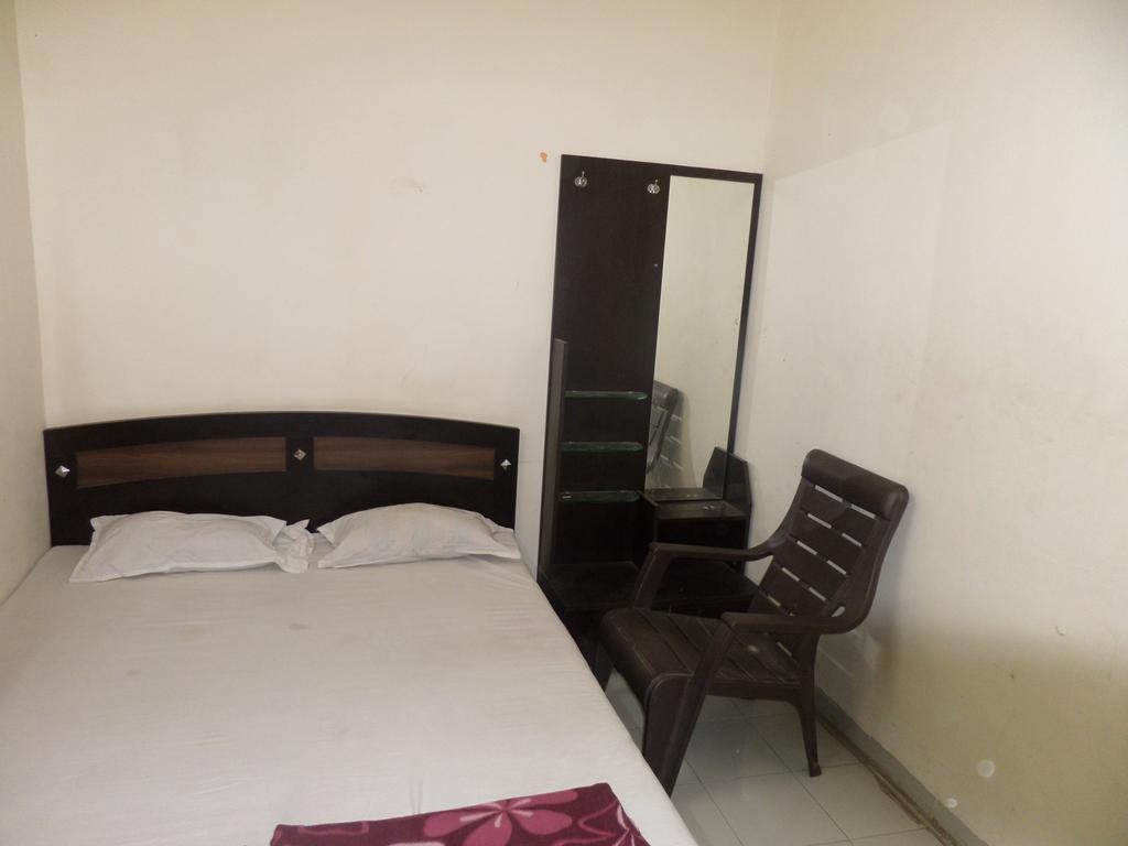 Hôtel Indradeep Executive à Aurangābād Extérieur photo